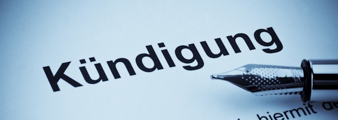 Müssen für eine außerordentliche Kündigung bestimmte Voraussetzungen erfüllt sein? Die Antwort liefert dieser Ratgeber.