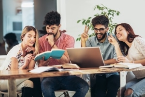 Ab wann bekommt man Wohngeld? Bei Studierenden stellt sich diese Frage meist gar nicht.