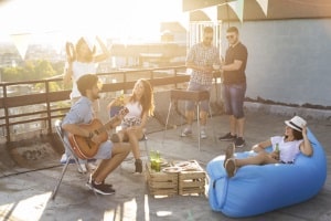 Für die Abstimmung: Die Sommerzeit bietet länger Sonne für Aktivitäten.