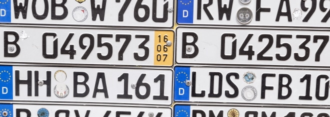 Welche Vorschriften gelten in Deutschland für Autokennzeichen? Die Antwort liefert dieser Ratgeber!