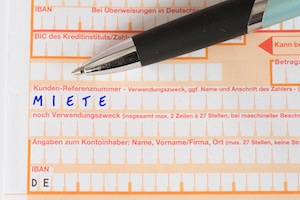 Beim Bürgergeld wird eine Nebenkosten-Erhöhung nur getragen, wenn diese als angemessen gilt.