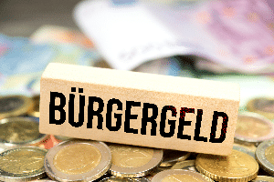 Bürgergeld: Wer hat Anspruch darauf? Auch Studenten oder Selbstständigen, die sich diese Frage stellen, steht unter Umständen diese Grundsicherung zu.