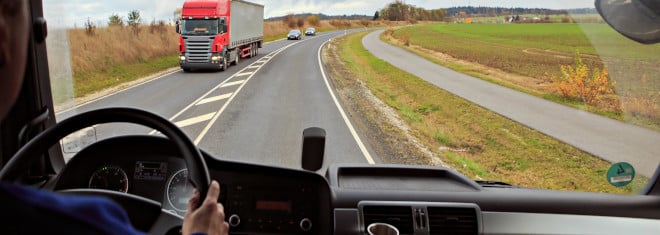 Wie hoch ist das Bußgeld, wenn das Rechtsfahrgebot missachtet wird?