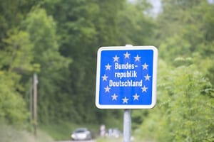 Die doppelte Staatsbürgerschaft für Kanadier ist mit Bedingungen verbunden.