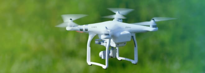 Drohnen: Das Gesetz regelt, wo diese fliegen dürfen und wo nicht.