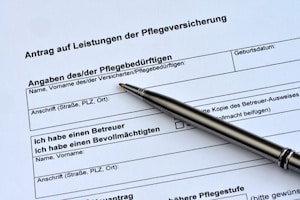Trotz Entlastungsbudget müssen Verhinderungspflege und Kurzzeitpflege weiterhin separat beantragt werden.