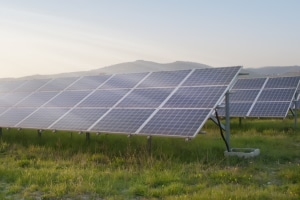 Durch das Erneuerbare-Energien-Gesetz soll mehr Strom aus nachhaltigen Quellen produziert werden.