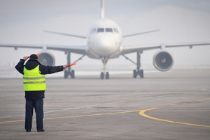 EuGH-Urteil: Muss bei Flugstreichung die Provision an das Online-Portal von der Airline bezahlt werden?