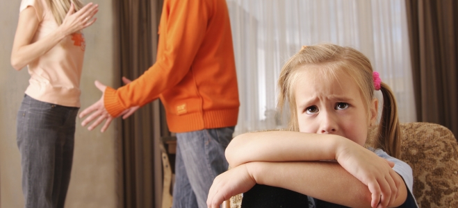 Ihnen wächst die Situation zu Hause über den Kopf? Eine Familienberatung kann helfen.