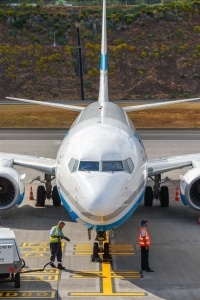 Flug verspätet? Eine Entschädigung steht Ihnen ab drei Stunden zu. 