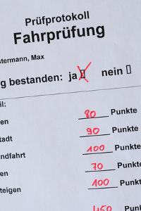 Sie können Führerschein auch mit Duldung machen.