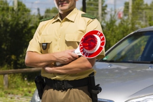 Wenn Sie den Führerschein verloren haben, dürfen Sie erst mal nicht fahren.