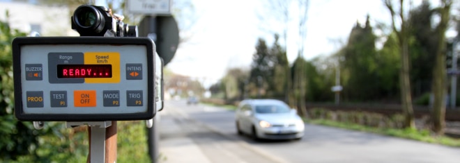 Geblitzt in der Probezeit: Ab 21 km/h ist das ein A-Verstoß.