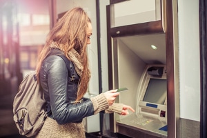 Das Gender benutzt die Sparkasse bei der Ansprache weiblicher Kunden bislang nicht