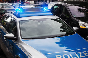 Opfer von einem Hausfriedensbruch sollten die Polizei informieren.