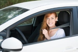 Journalistenrabatt für ein Auto gibt es nur, wenn der entsprechende Presseausweis vorgezeigt wird.