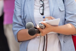 Journalistischer Kodex: Er legt fest, dass sich ein Journalist als solcher zu erkennen geben muss.