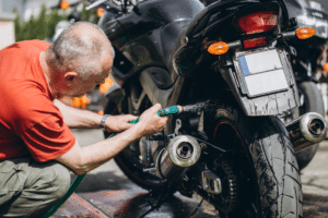 Im Kaufvertrag für ein Motorrad sollten etwaige Mängel genau bezeichnet werden.