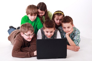 Durch entsprechende Einstellungen lässt sich Kinderschutz bereits beim Browser verbessern. 