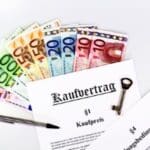 Die Maklercourtage beim Kauf zahlt entweder der Käufer oder Verkäufer.