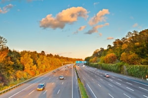 Bauartbedingte Mindestgeschwindigkeit: Die Bundesautobahn (BAB) darf nur genutzt werden, wenn das Fahrzeug schneller als 60 km/h fährt.