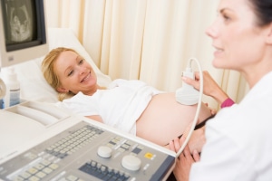 Sie können den Mutterschutz mit dem Termin berechnen, den der Frauenarzt Ihnen für die Geburt mitgeteilt hat.
