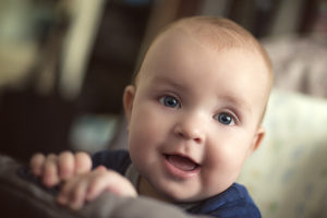 Schreit ein Baby während der Nachtruhezeit, müssen Sie das ertragen.