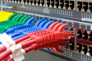 Das Netzwerkdurchsetzungsgesetz tritt in Kraft.