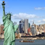 In New York hat der Weinstein-Prozess gegen den Hollywood-Filmproduzenten begonnen.