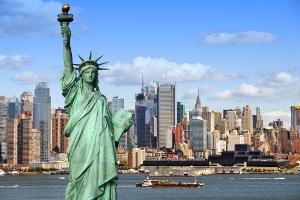 In New York hat der Weinstein-Prozess gegen den Hollywood-Filmproduzenten begonnen.