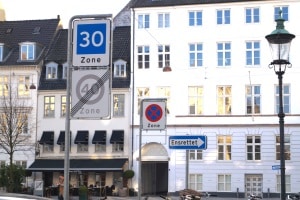 Parken in der 30er-Zone? Wo ist es erlaubt?