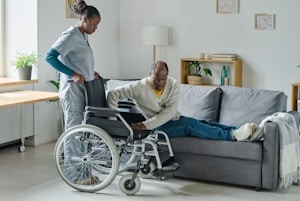 Wenn Sie bei Parkinson eine Schwerbehinderung inklusive Ausweis beantragen wollen, wenden Sie sich ans Versorgungsamt.