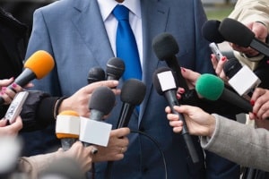 Ohne Presseausweis erhält der Journalist keinen Presserabatt.