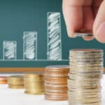 Bei einer Privatinsolvenz müssen Sie nur einen Teil der Schulden begleichen.