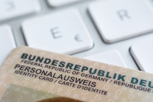 Punkte in Flensburg abfragen: Mit neuem Personalausweis funktioniert dies auch online.