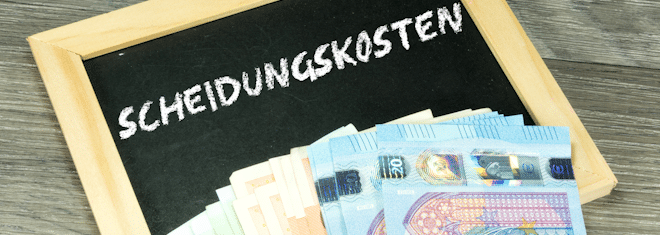 Scheidungskosten: Die Zusammensetzung enthält Gerichtskosten, Anwaltskosten und ggf. Notarkosten.