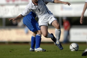 Sponsoring ist im Fußball mitunter ein umstrittenes Thema.