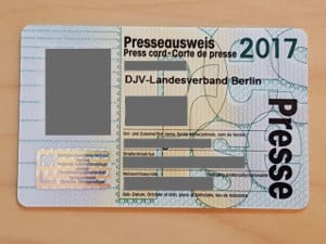 Für einen Sportreporter ist der Presseausweis unerlässlich.