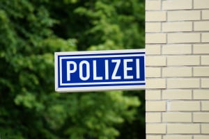 Stealthing anzeigen: Opfer sollten sich an die Polizei wenden.