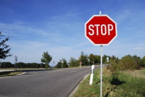 In der StVO sind für Verkehrszeichen sowohl deren Bedeutung als auch das notwendige Verhalten definiert.