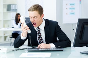 Eine Telefonbelästigung können Sie bei der Bundesnetzagentur melden.