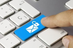 Urteil: Google darf beim Kundenkontakt keine Standard-Antworten mehr herausschicken.