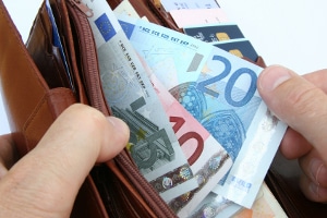 Auch nach dem Urteil zum Rundfunkbeitrag muss jeder Haushalt weiterhin die Gebühren zahlen.