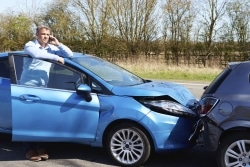 Das Verkehrsunfallrecht befasst sich mit Haftung, Schadensersatz, Schmerzensgeld und Co. nach einem Unfall